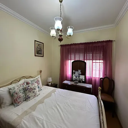 Comfy Old Style 2 Bedrooms - Close Aeroporto